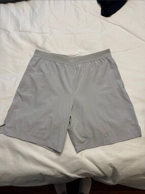 Fabletics Fundamental Shorts (7in)